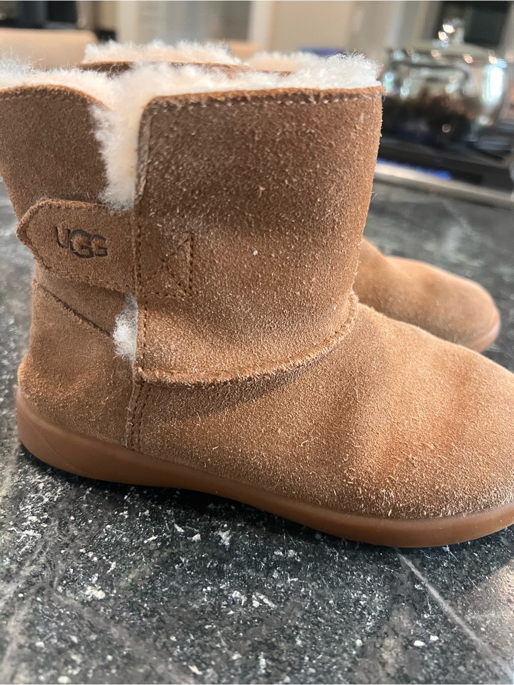 UGG Kids Suede Shearling Boot - Chestnut Brown